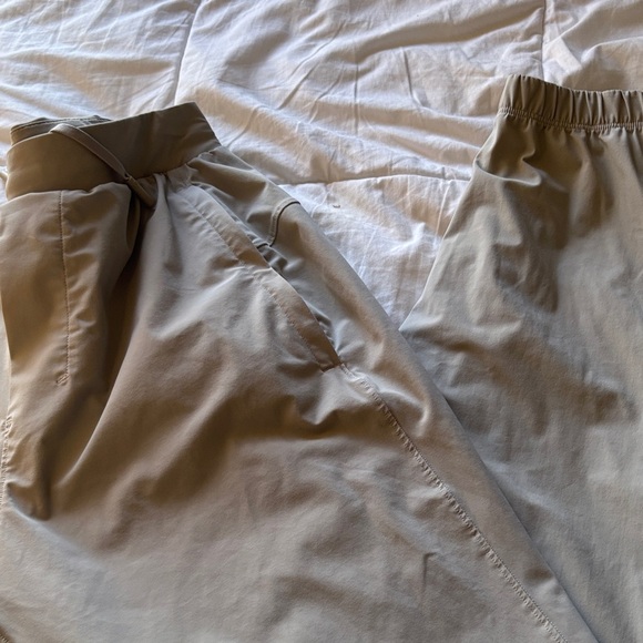 lululemon athletica Men's Khaki Chinos - Picture 5 of 7